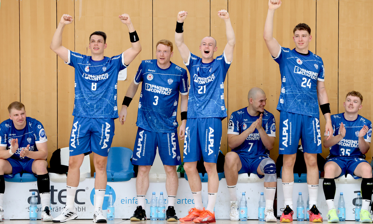 Jubelnde Spieler des TBV Lemgo in der Saison 2025/2026