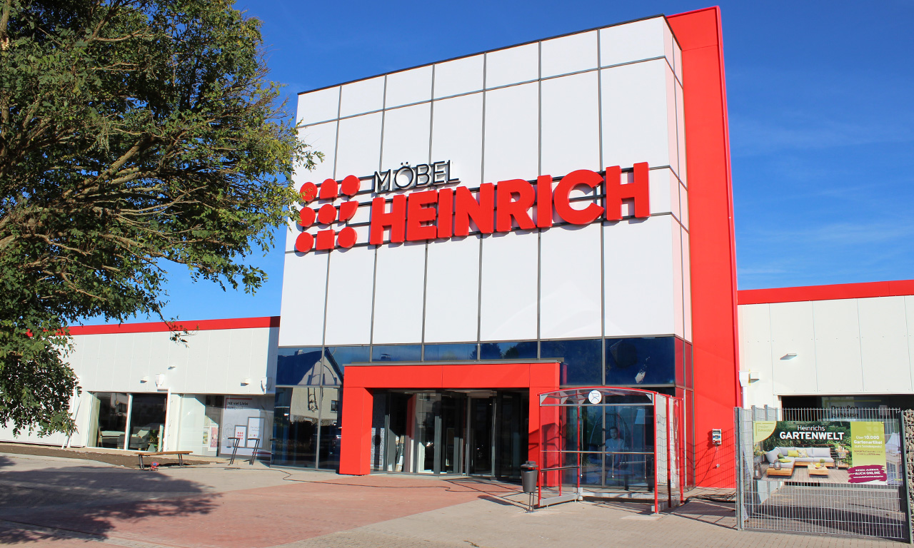 Eingang zu Möbel Heinrich