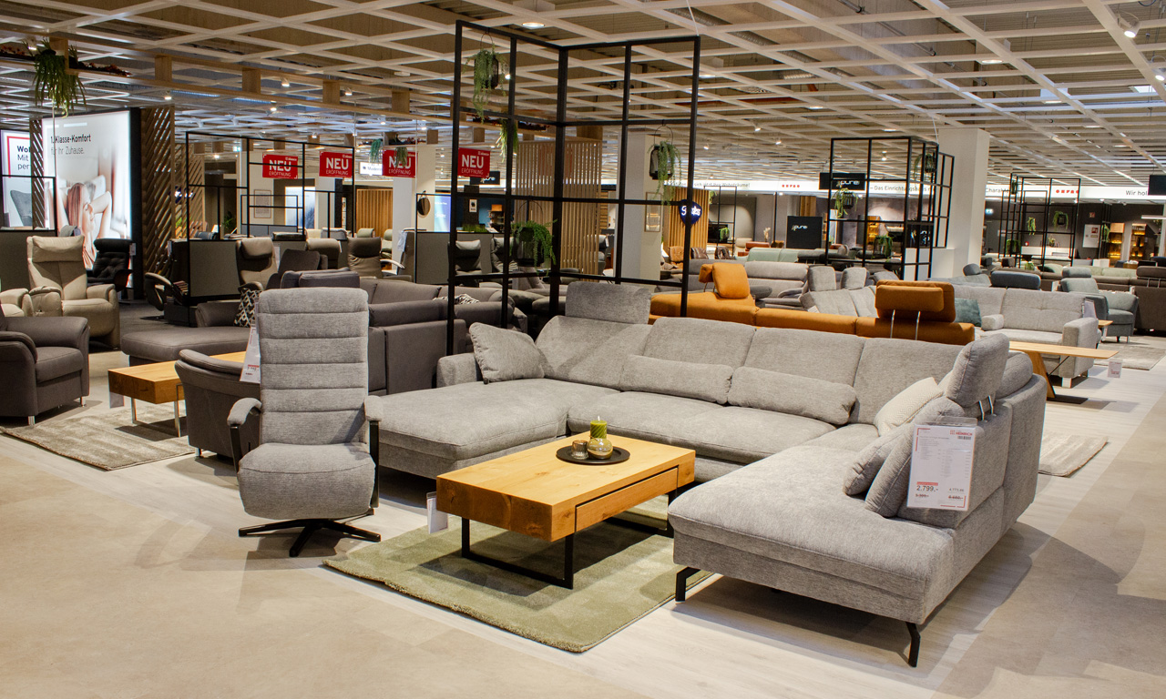 Großes Sofa und Sessel von Möbel Heinrich Steinheim